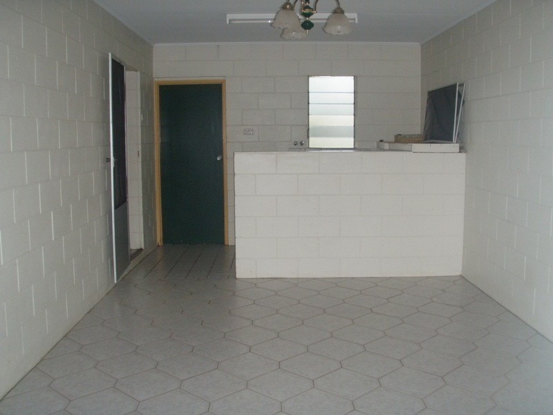 2/2 Polly Close, Innisfail QLD 4860