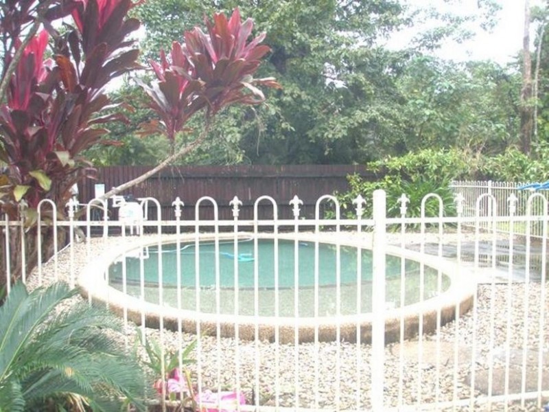 8 Oak Street, Innisfail QLD 4860