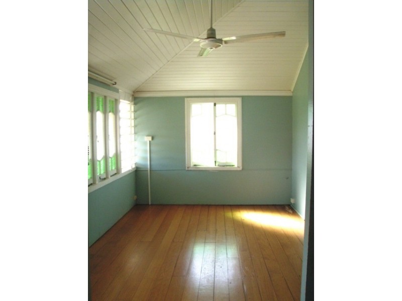15 Flying Fish Point Road, Innisfail QLD 4860