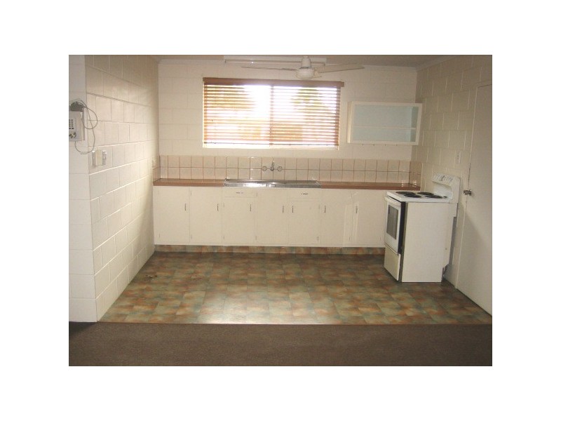 17 Dayman Street, Innisfail QLD 4860