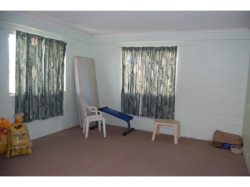 Innisfail Estate QLD 4860