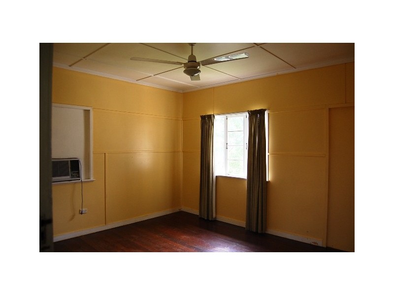 55 Laurie Street, Innisfail QLD 4860