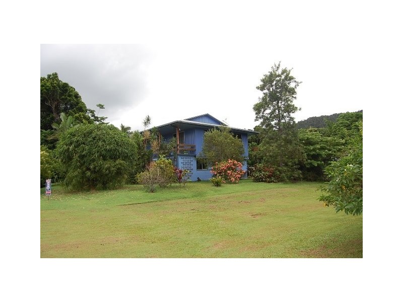 2 Bindon Street, Flying Fish Point QLD 4860