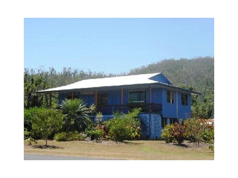 2 Bindon Street, Flying Fish Point QLD 4860
