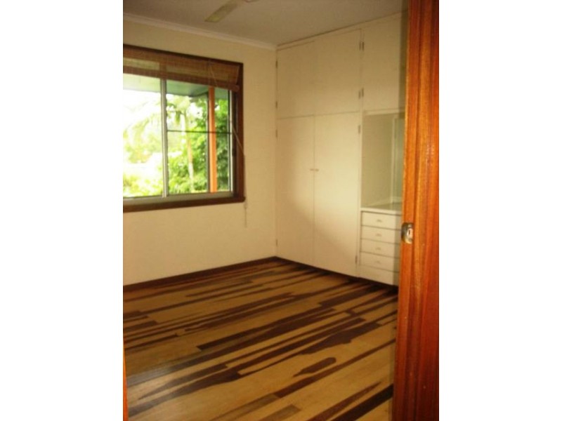 2 Bindon Street, Flying Fish Point QLD 4860