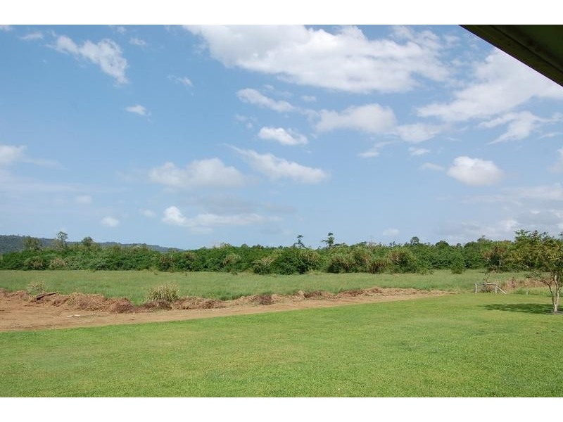 1/68 Howe Street, East Innisfail QLD 4860