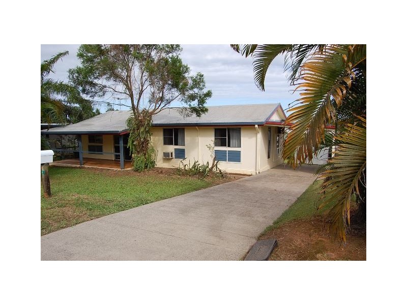 42 Bella Vista Avenue, Belvedere QLD 4860