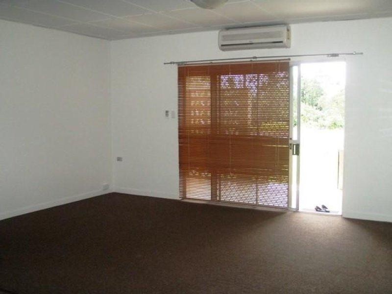 102 River Avenue, Innisfail QLD 4860