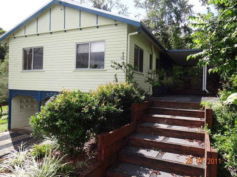 35 Agnes, East Innisfail QLD 4860