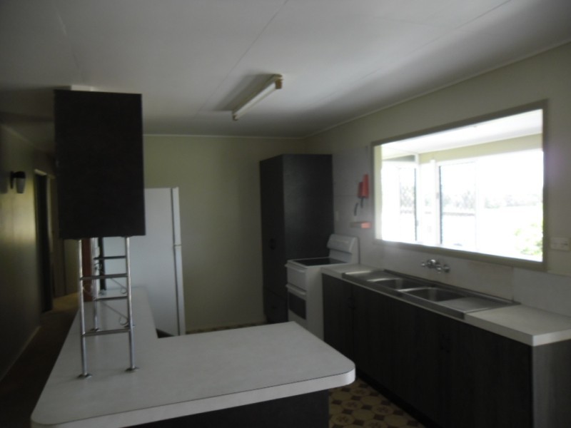28 oak, Innisfail QLD 4860