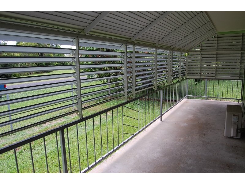 7 Maud Street, Flying Fish Point QLD 4860