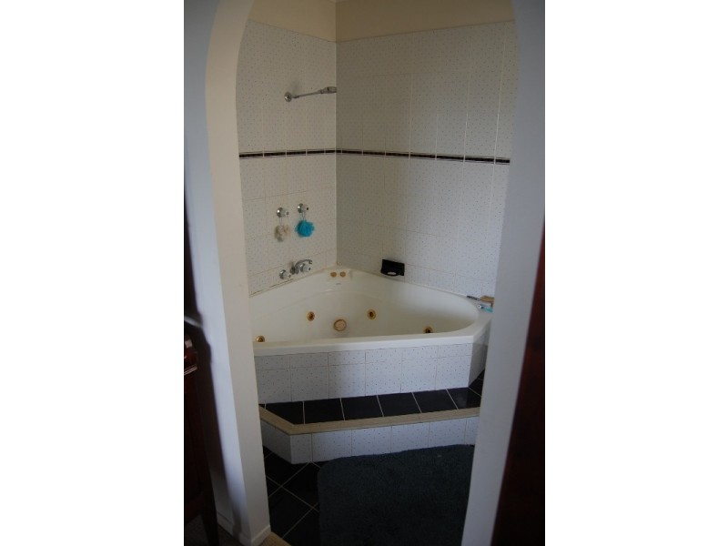 23 Johnstone Road, Coquette Point QLD 4860