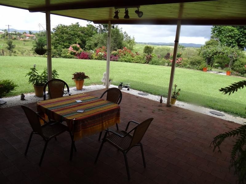 333 Palmerston Highway, Stoters Hill QLD 4860