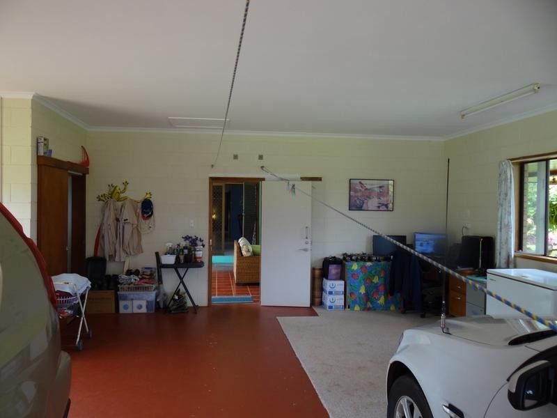 333 Palmerston Highway, Stoters Hill QLD 4860