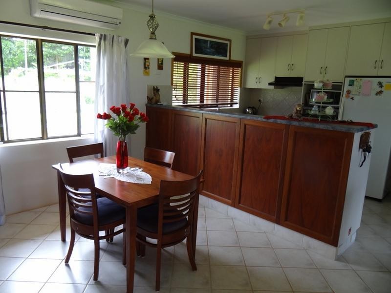 333 Palmerston Highway, Stoters Hill QLD 4860