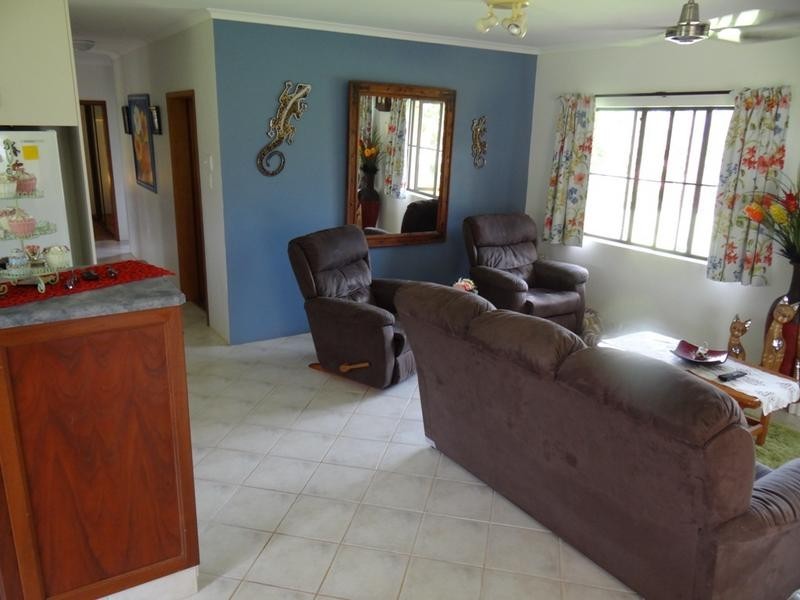 333 Palmerston Highway, Stoters Hill QLD 4860