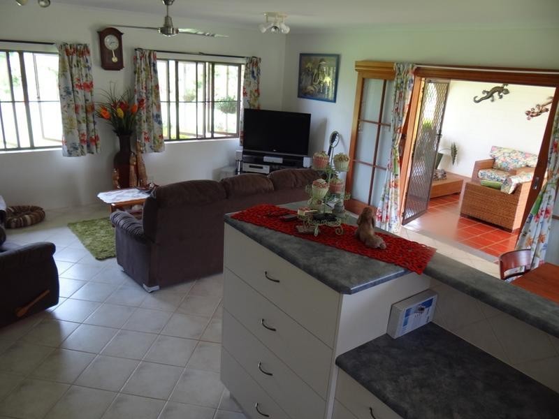 333 Palmerston Highway, Stoters Hill QLD 4860
