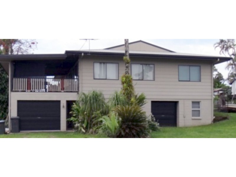 9 MARTIN, East Innisfail QLD 4860