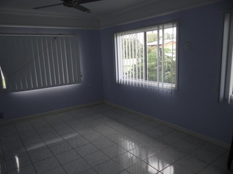 9 MARTIN, East Innisfail QLD 4860