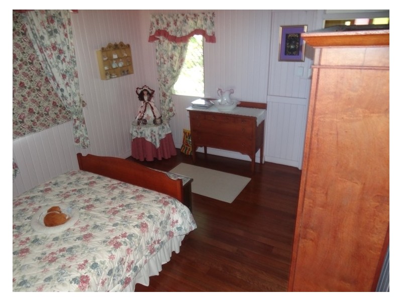 East Innisfail QLD 4860