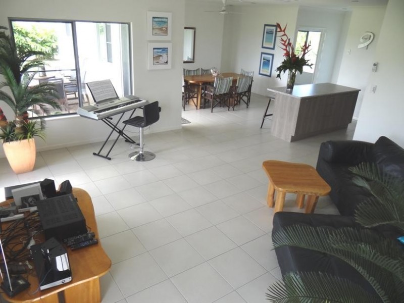 Etty Bay QLD 4858
