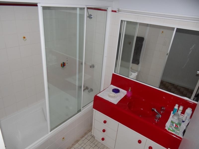 Innisfail Estate QLD 4860