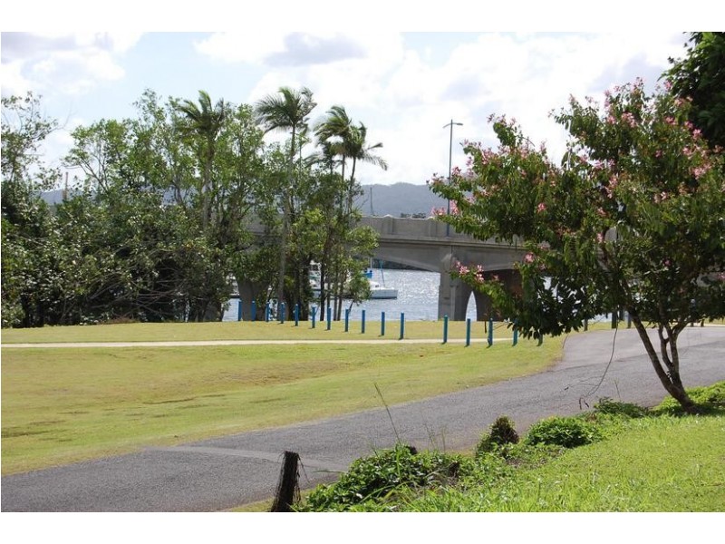 2 Agnes Street, East Innisfail QLD 4860