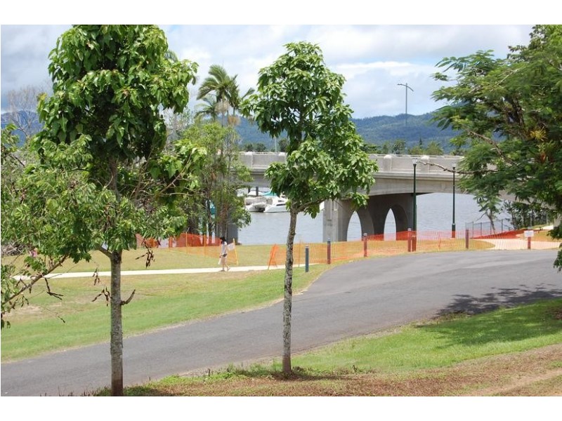2 Agnes Street, East Innisfail QLD 4860