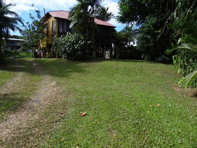 East Innisfail QLD 4860