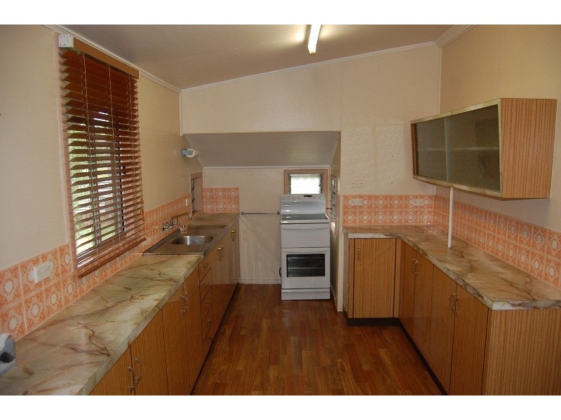 20 Agnes St, East Innisfail QLD 4860