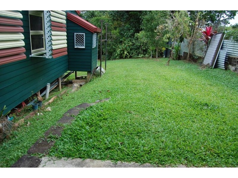 20 Agnes St, East Innisfail QLD 4860