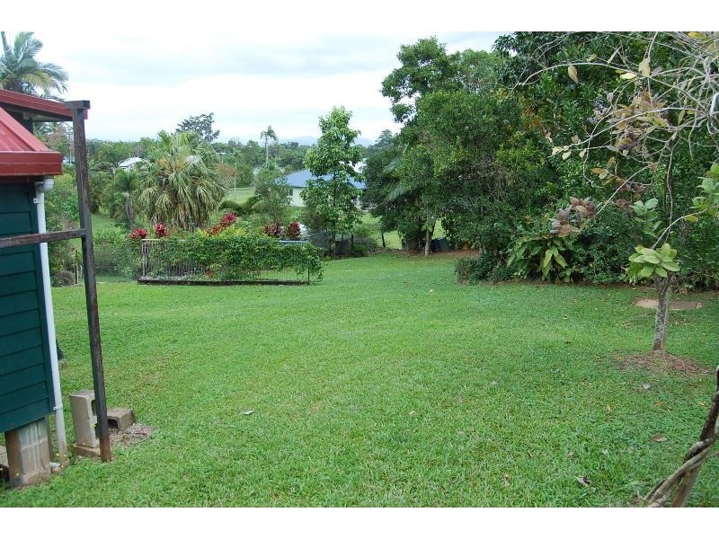 20 Agnes St, East Innisfail QLD 4860