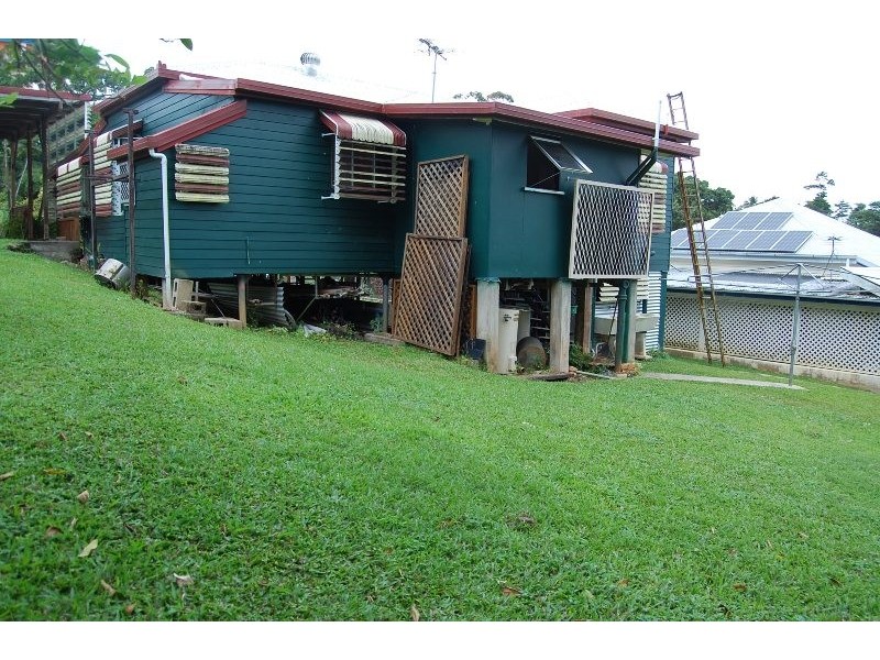 20 Agnes St, East Innisfail QLD 4860