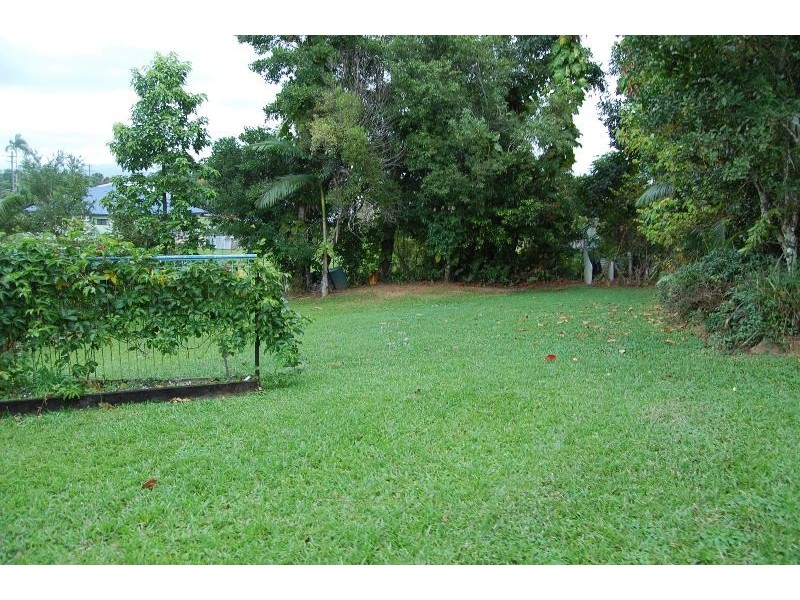 20 Agnes St, East Innisfail QLD 4860