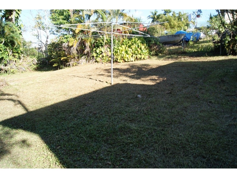 13 Bunda, East Innisfail QLD 4860