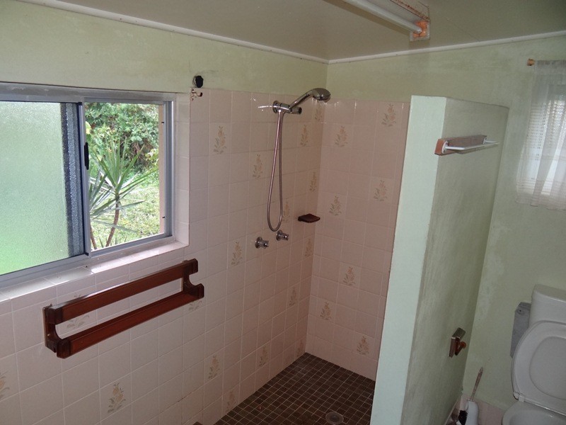 13 Bunda, East Innisfail QLD 4860