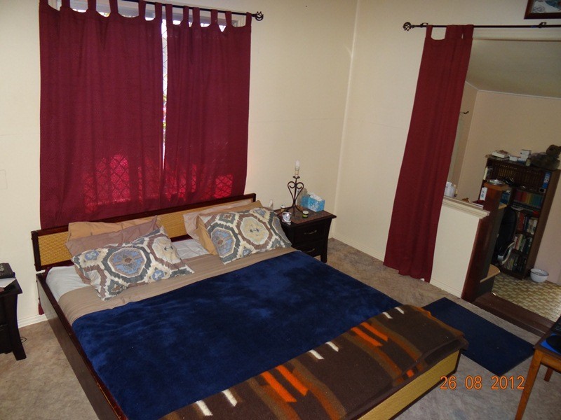 22 MAUDE ST, Flying Fish Point QLD 4860