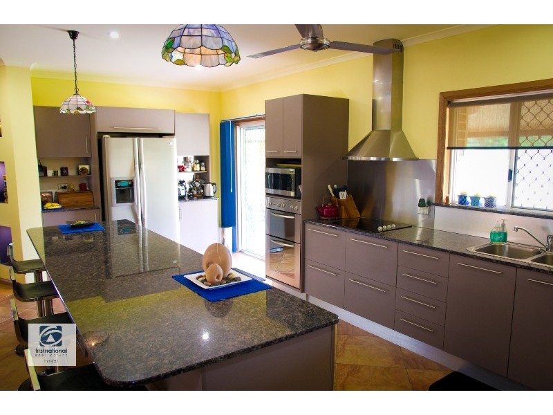 31 Martinuzzi Cls, Mourilyan QLD 4858