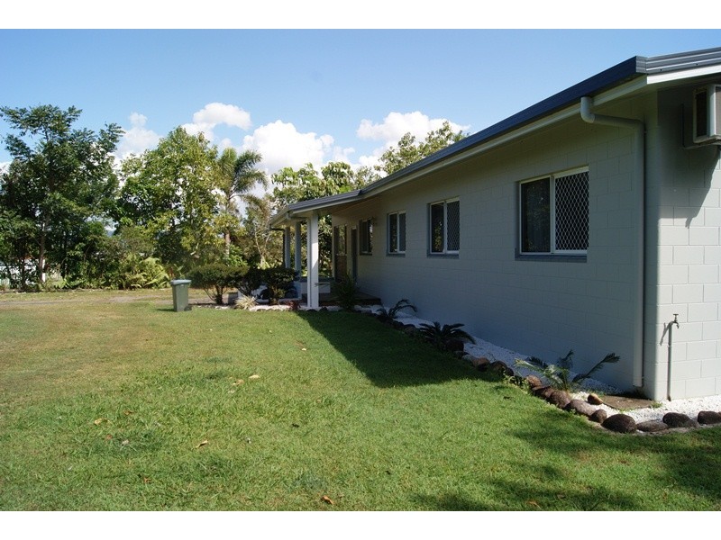 6 WILLS CLSE, New Harbourline QLD 4858