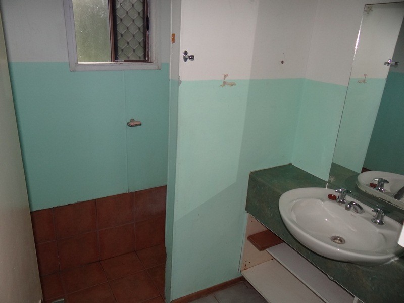 21 JUDY STREET, Flying Fish Point QLD 4860