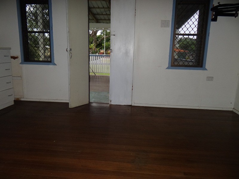 21 JUDY STREET, Flying Fish Point QLD 4860