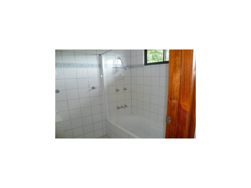 33 Hickey st, East Innisfail QLD 4860