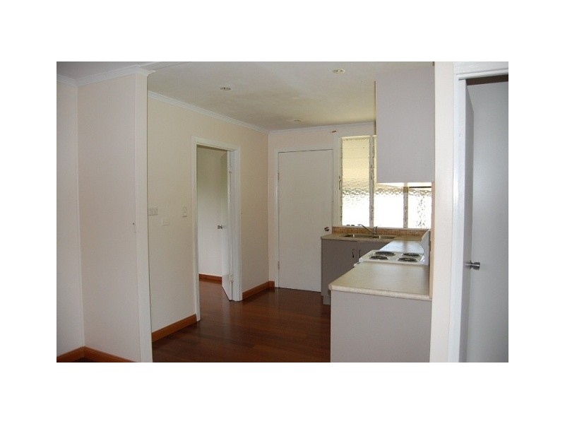 8 Maud Street, Flying Fish Point QLD 4860