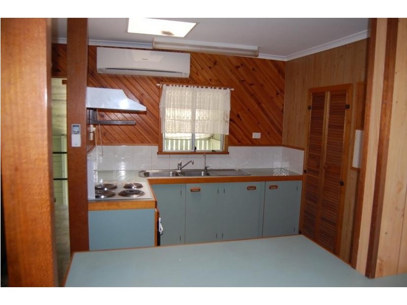 17 Moriarty Street, Innisfail QLD 4860