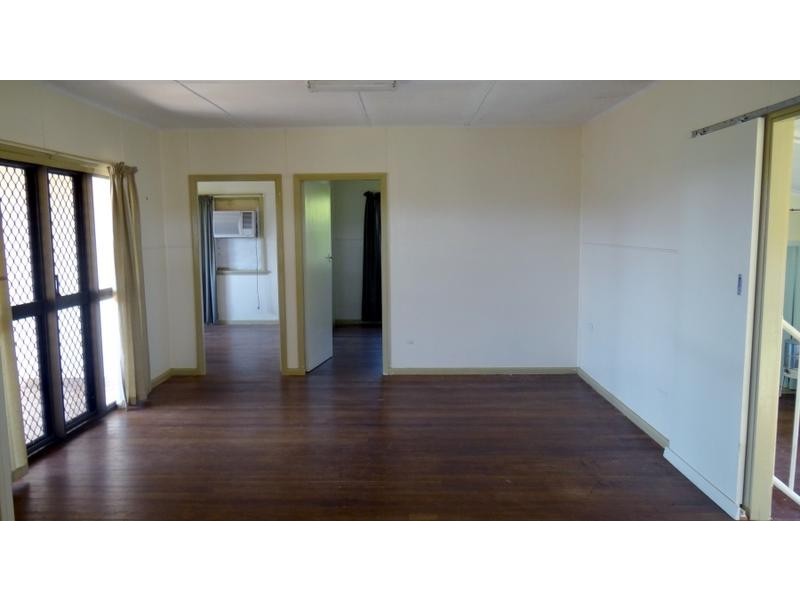 19 SHAY STREET, Wangan QLD 4871