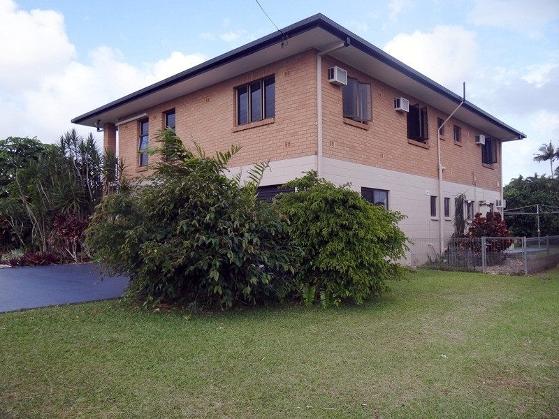 32 Flying Fish Pnt Rd, Innisfail QLD 4860