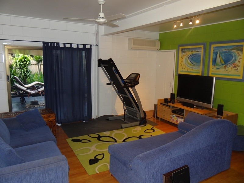 32 Flying Fish Pnt Rd, Innisfail QLD 4860