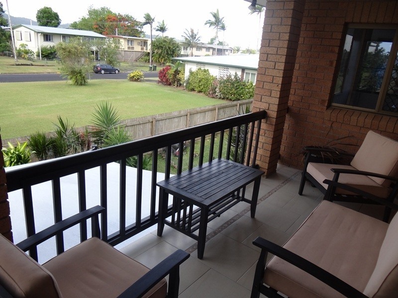 32 Flying Fish Pnt Rd, Innisfail QLD 4860