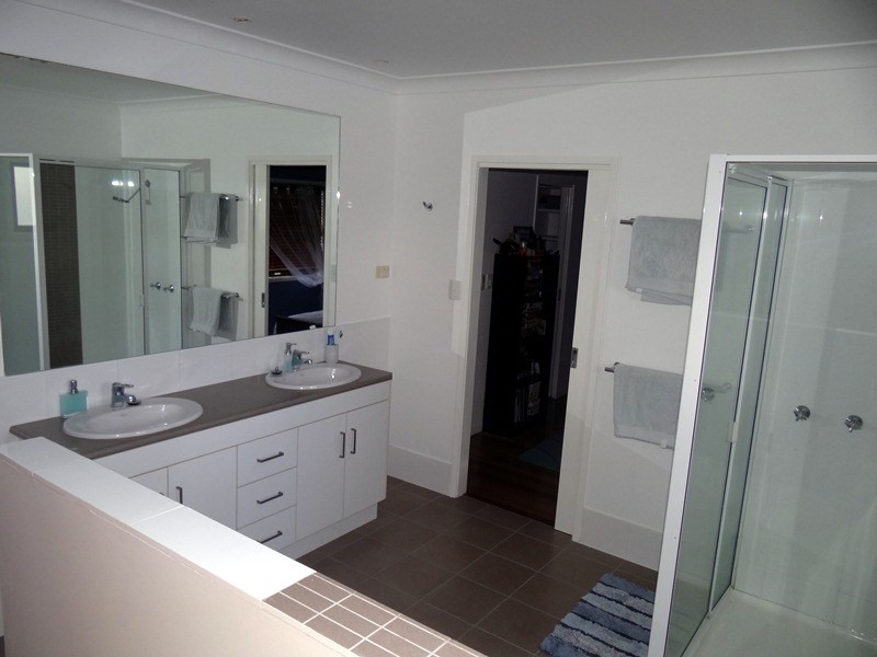 32 Flying Fish Pnt Rd, Innisfail QLD 4860