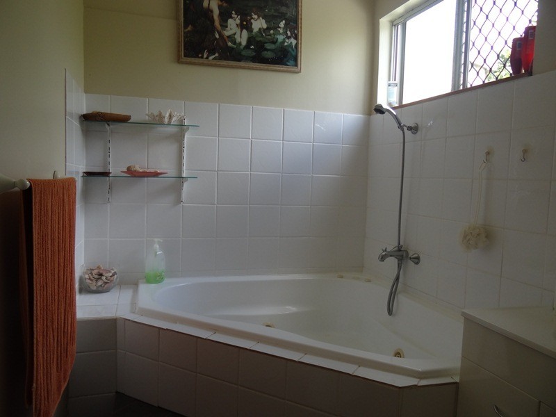 53 UTCHEE CK RD, Mena Creek QLD 4871